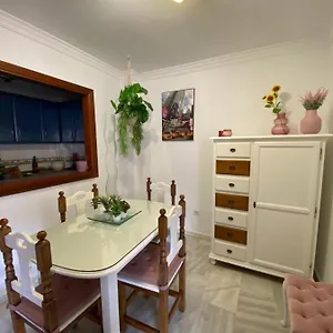 https://liyas-home.hotelsinnerja.org